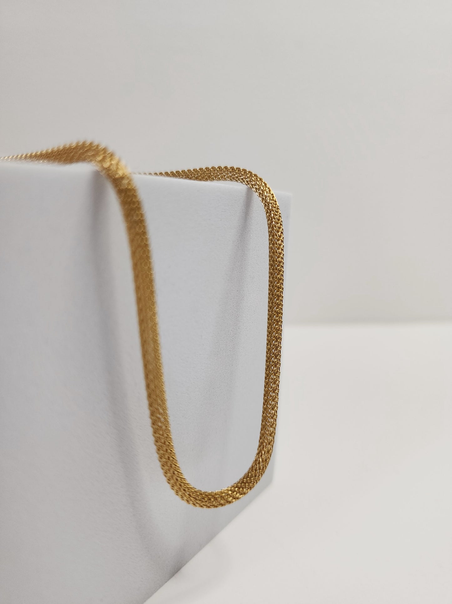 Round Mesh Chain Necklace