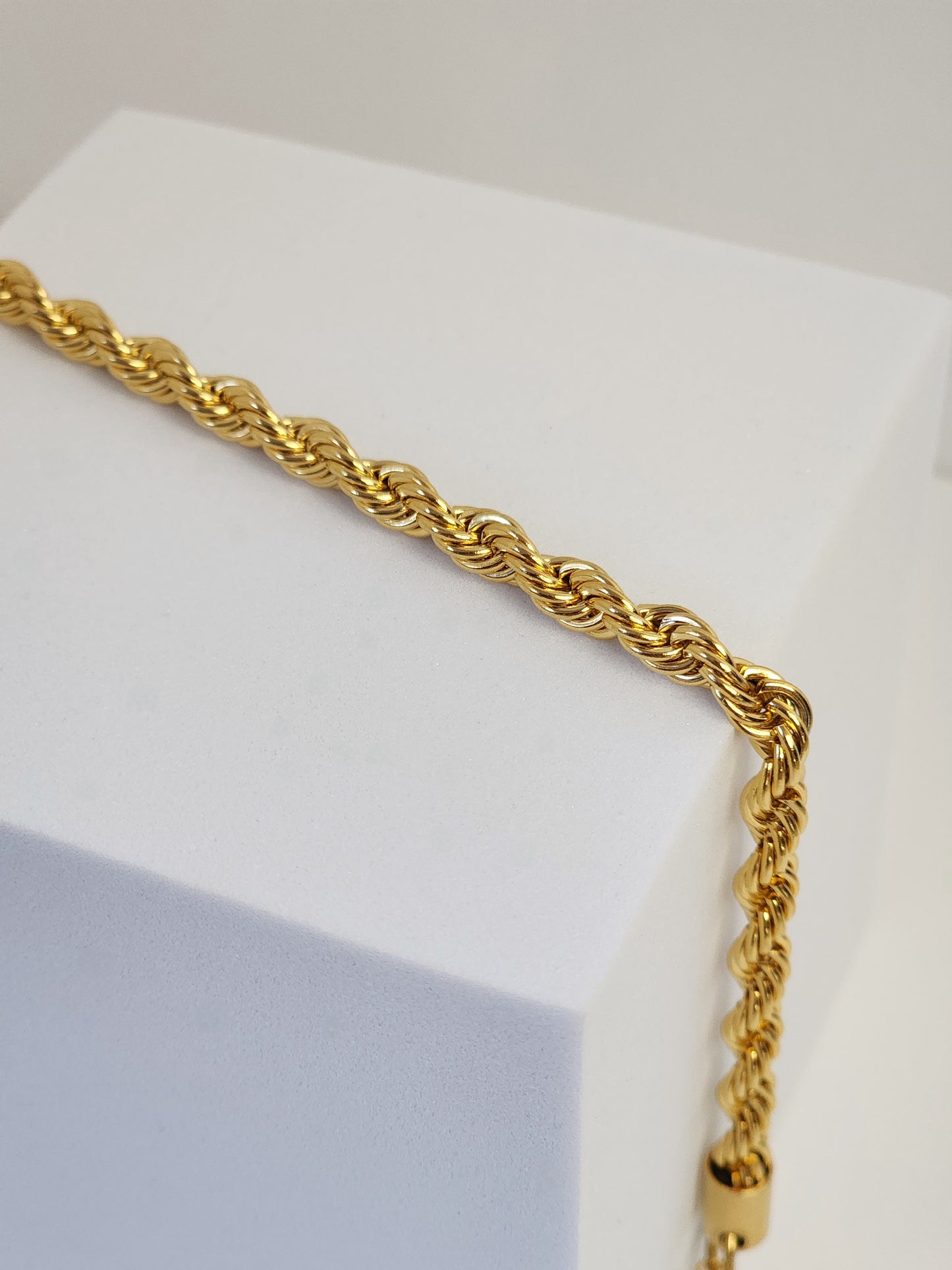Twisted Rope Chain Bracelet