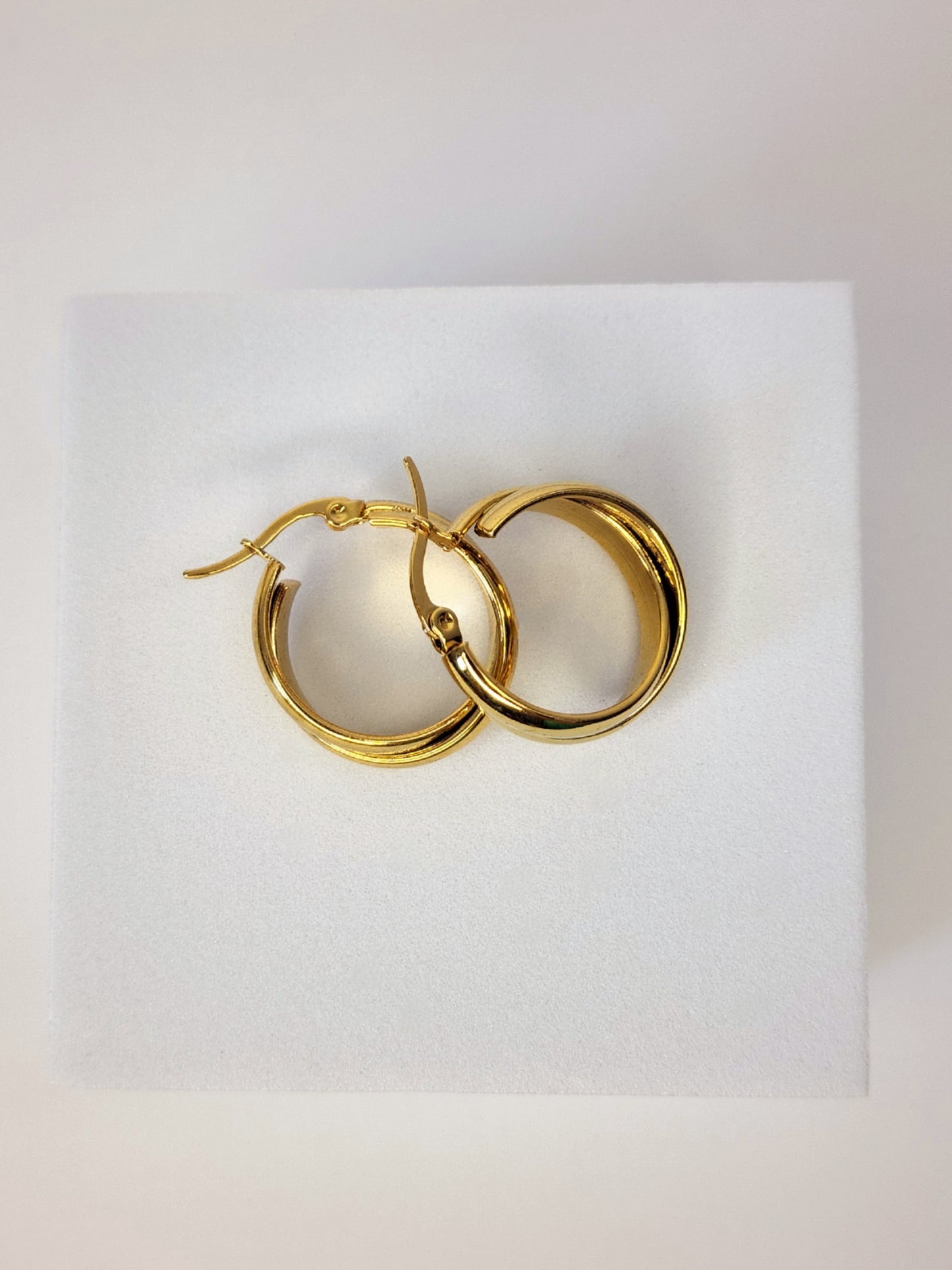 Double Layer Twisted Hoops